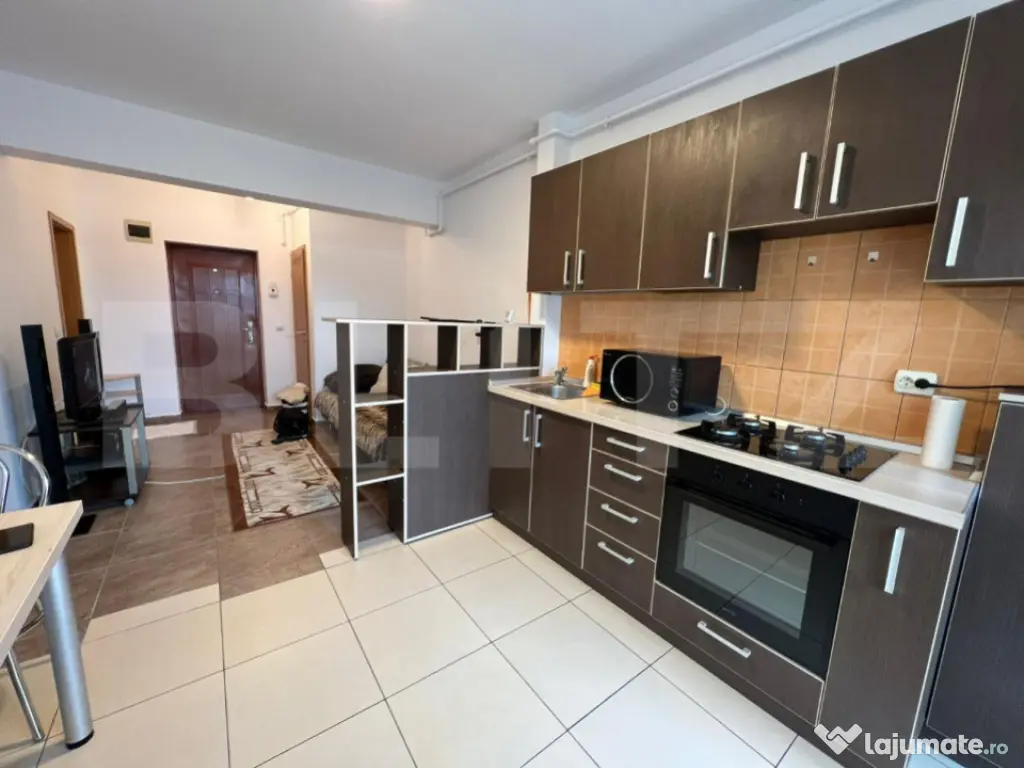 Apartament 2 camere, 44 mp, priveliste frumoasa, zona Edgar