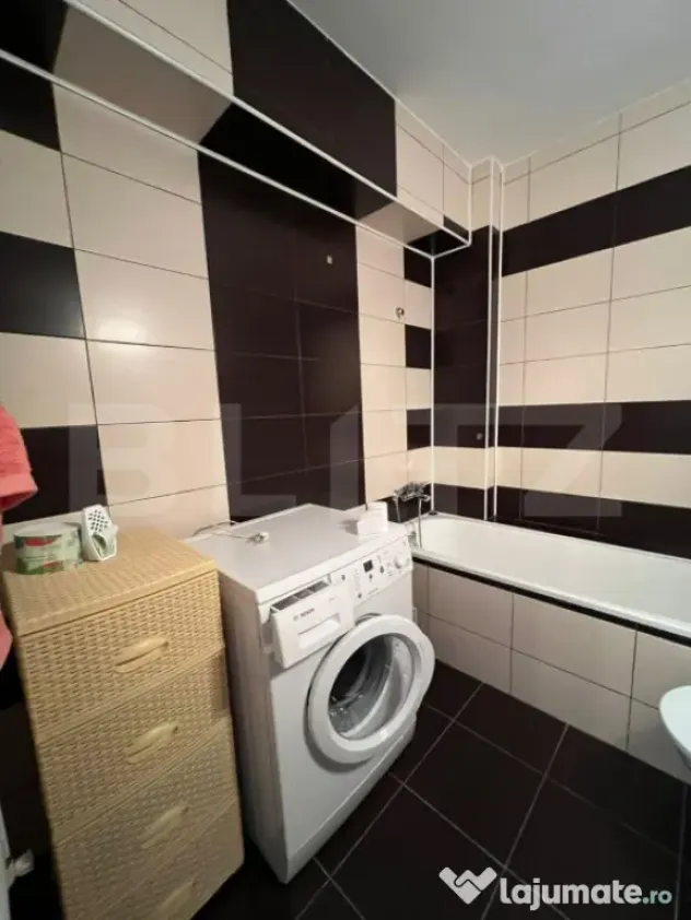 Apartament 2 camere, 44 mp, priveliste frumoasa, zona Edgar