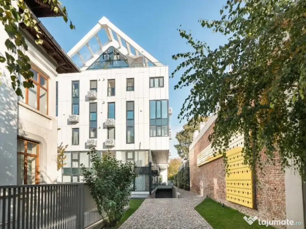 Penthouse 3 camere Cladirea Stela, Nicolae Balcescu 80A.