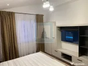 De vanzare apartament 3 camere/ zona Tractorul 