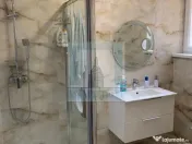 De vanzare apartament 3 camere/ zona Tractorul 