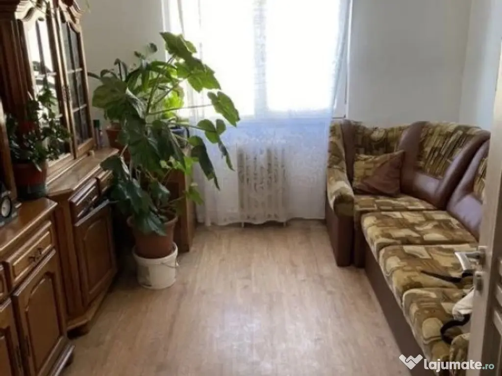 1 camera in zona Complexului Studentesc