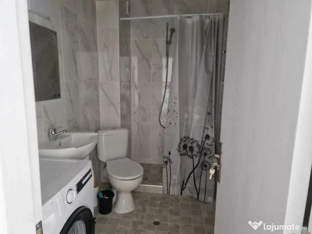 1 camera in zona Lipovei