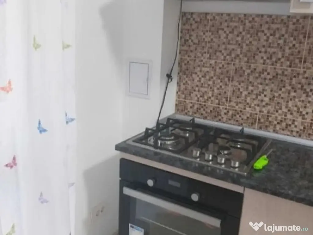 1 camera in zona Tipografilor