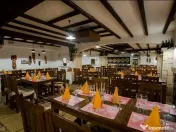 Hotel 4 stele, zona Pta Victoriei,cu restaurant si crama,... 