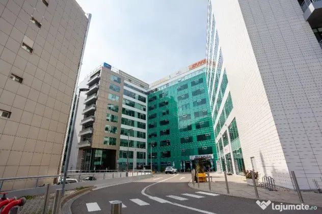 Acces nelimitat la spații de co-working în Regus Floreasca Plaza