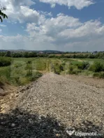 Teren 3405 mp intravilan , parcelabil, zona Burdujeni