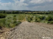 Teren 3405 mp intravilan , parcelabil, zona Burdujeni