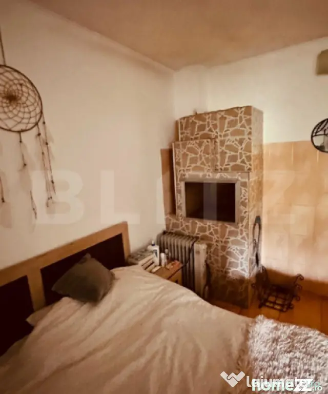 Casa mare 8 camere si 700 mp teren in Miroslava langa Family - Iasi (Iasi)