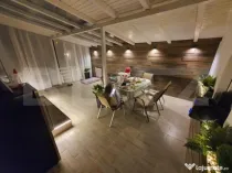 Acasă, în spatele parcului: casă inteligentă cu birou, t