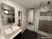 Lugoj, Vila de Vis Cu Piscina, 440 Mp. Construiti, 820 Mp. 