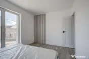 Vile moderne, Peris, rate la dezvoltator 