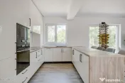 Vile moderne, Peris, rate la dezvoltator 