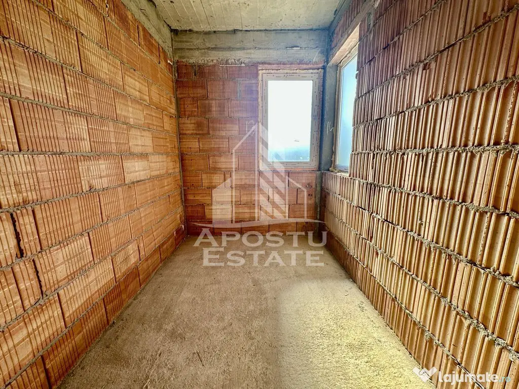 Casa individuala cu 4 camere, bucatarie inchisa, zona Planetelor - Giroc (Timis)
