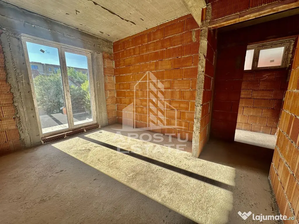 Casa individuala cu 4 camere, bucatarie inchisa, zona Planetelor - Giroc (Timis)