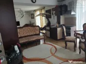 Vila cu 8 Camere in zona centrala Scriitorilor - Zizin 