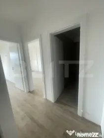 Apartament de vanzare, cu 3 camere, balcon mare, panoramă s