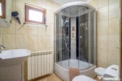Vila moderna cu 2 corpuri in Busteni | Ideala pentru turism 