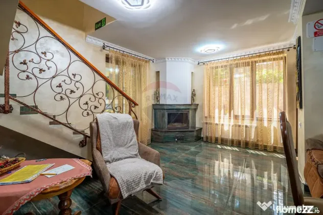 Vila moderna cu 2 corpuri in Busteni | Ideala pentru turism