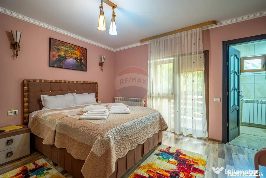 Vila moderna cu 2 corpuri in Busteni | Ideala pentru turism