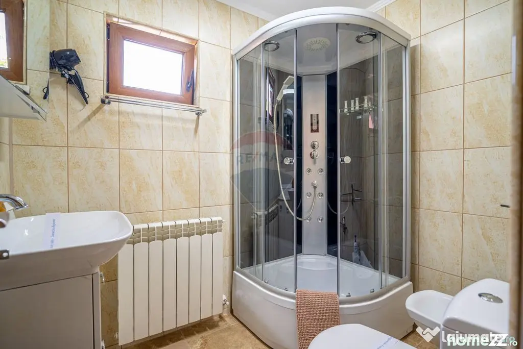 Vila moderna cu 2 corpuri in Busteni | Ideala pentru turism