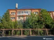 Hotel de vanzare la cateva minute de Podul Mogosoaia –C... 