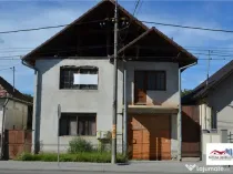 Casa/Spatiu Comercial sau pentru Birouri de Zona Tarnaveni