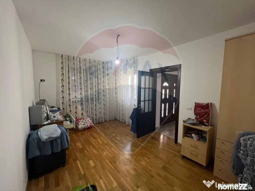 Casă 4 camere Focsani str Militari
