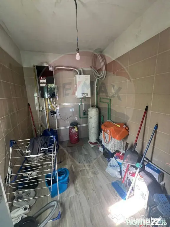 Casă 4 camere Focsani str Militari