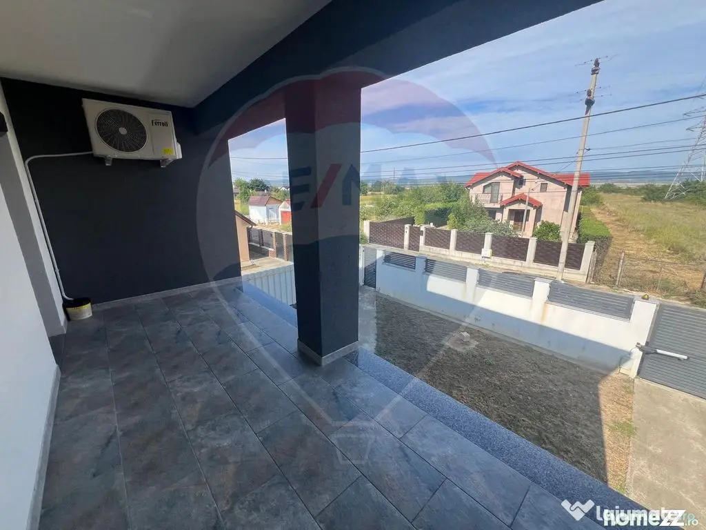Casă 4 camere Focsani str Militari