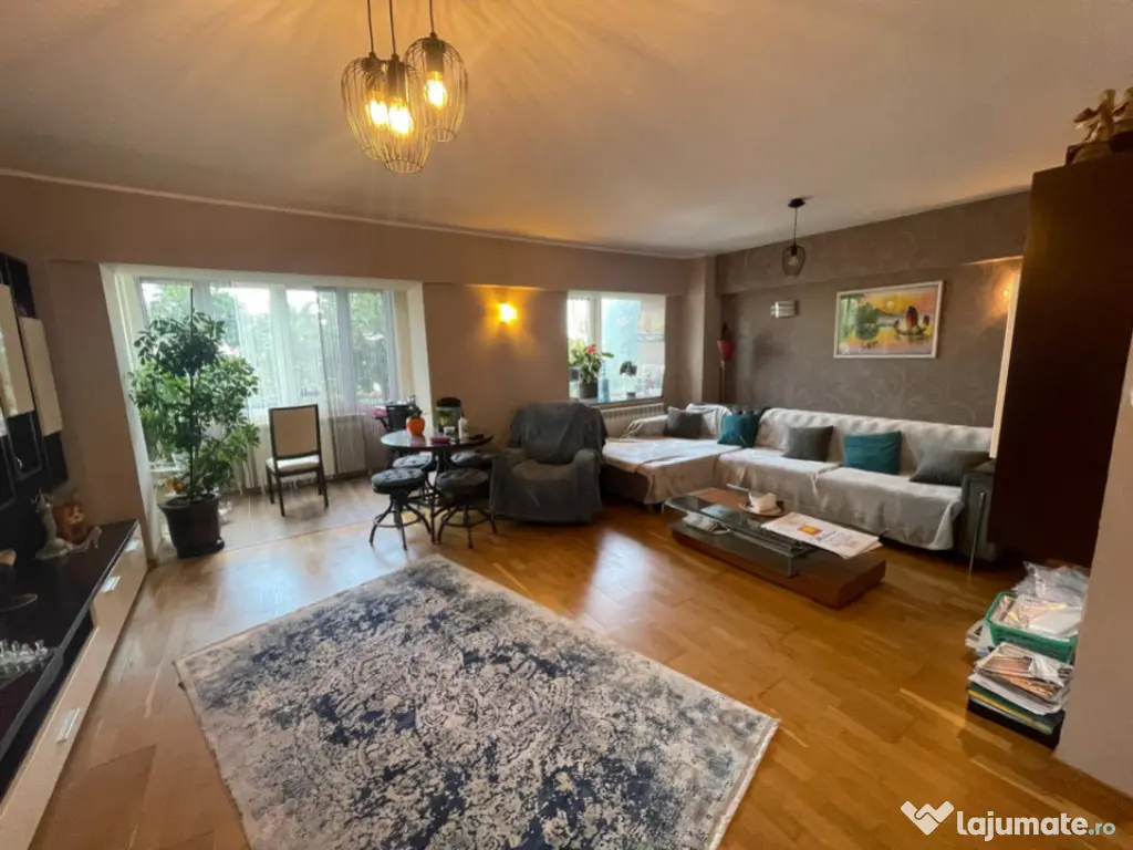 Apartament cu vedere frontala catre mare - zona Faleza Nord,