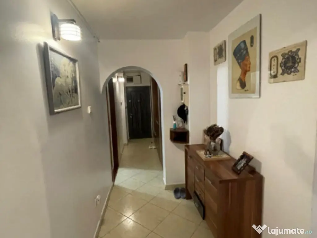 Apartament cu vedere frontala catre mare - zona Faleza Nord,