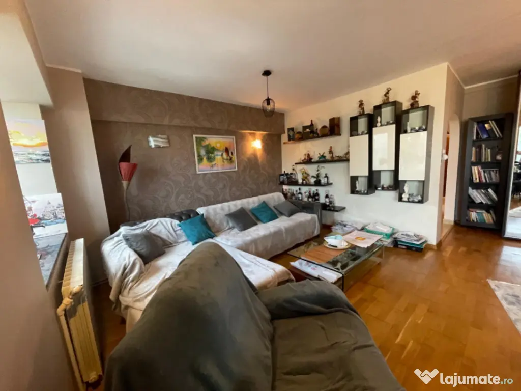 Apartament cu vedere frontala catre mare - zona Faleza Nord,