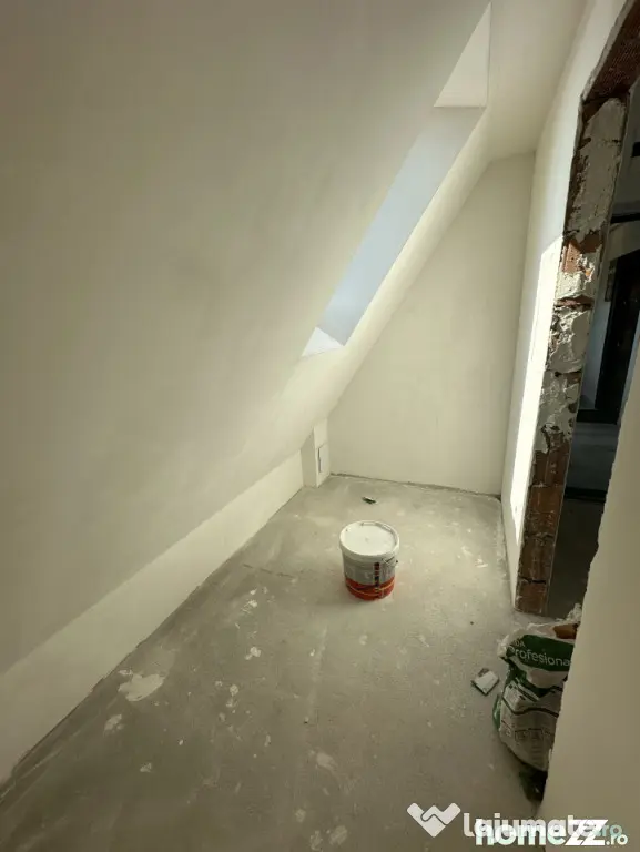 Apartament de vanzare, cu 2 camere, 42 mp, zona Garii