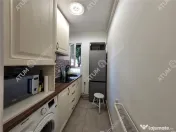 Apartament complet renovat cu 2 camere in zona Cedonia din S 