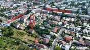 Casă / Vilă nouă cu 5 camere + casă bătranească ren... 