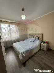 Casă / Vilă nouă cu 5 camere + casă bătranească ren...