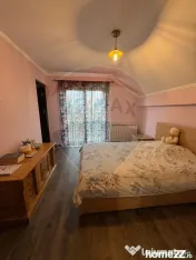 Casă / Vilă nouă cu 5 camere + casă bătranească ren... 