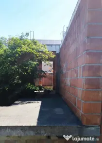 Teren plus casa in constructie la rosu Mosnita Veche