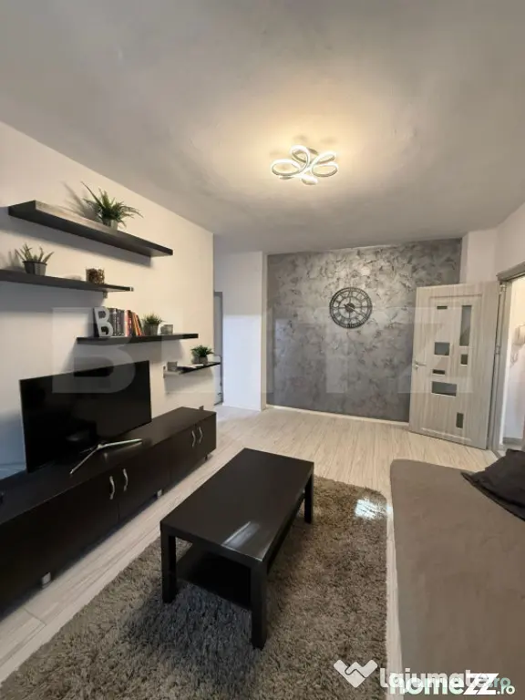 Apartament cu 2 camere, zona Ultracentral - Ploiesti (Prahova)