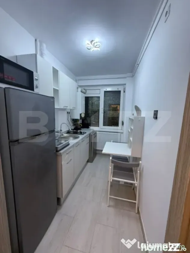 Apartament cu 2 camere, zona Ultracentral - Ploiesti (Prahova)