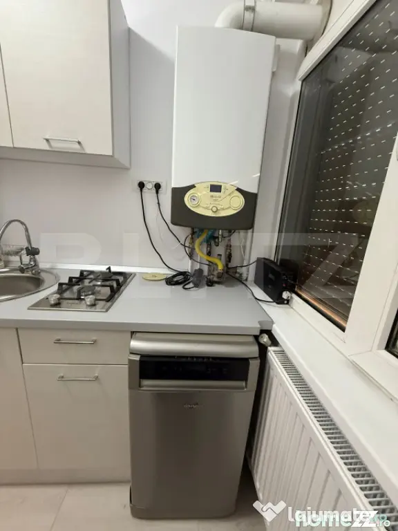 Apartament cu 2 camere, zona Ultracentral - Ploiesti (Prahova)