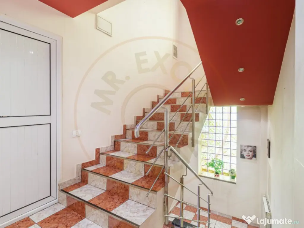 Casa cu curte | Potential pentru rezidenta sau afacere| Apar