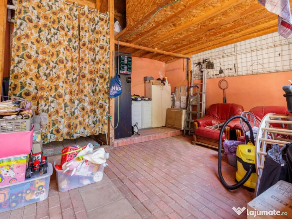 Casa cu curte | Potential pentru rezidenta sau afacere| Apar