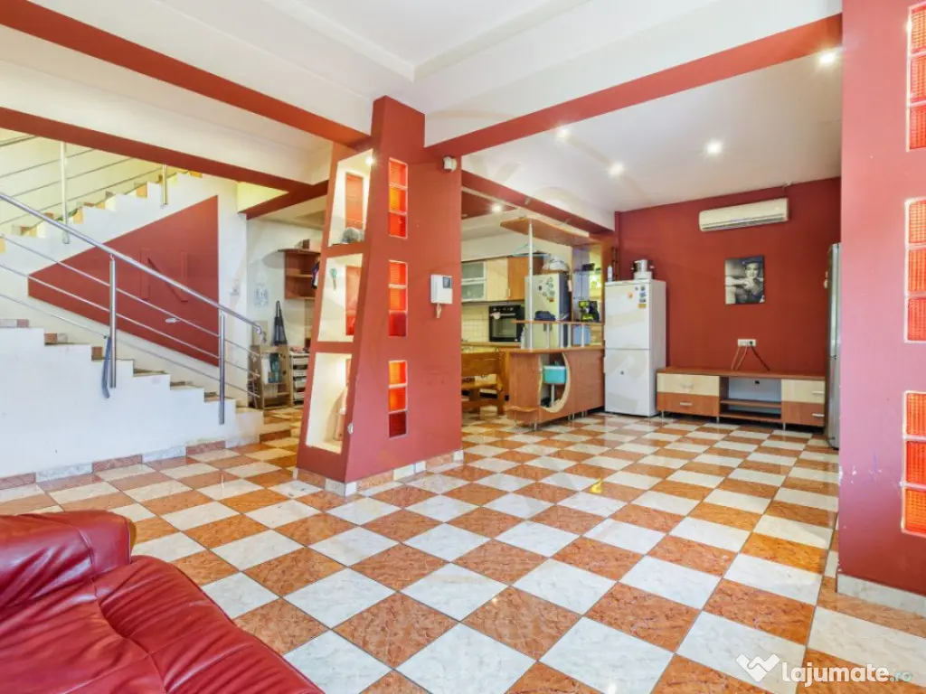 Casa cu curte | Potential pentru rezidenta sau afacere| Apar