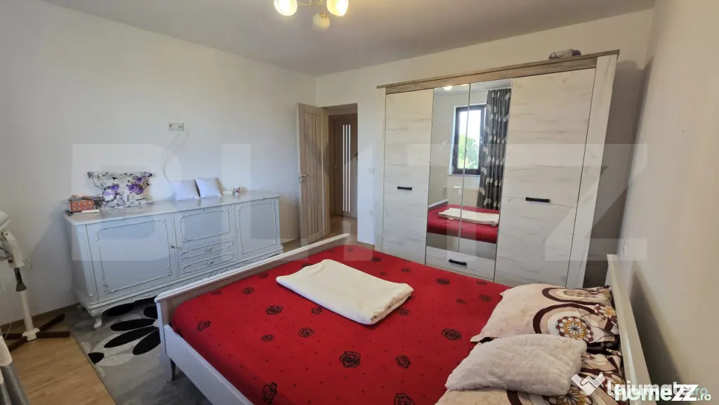 Casa 4 camere 110 mp .Teren 200 mp . Odoreu - Odoreu (Satu-Mare)