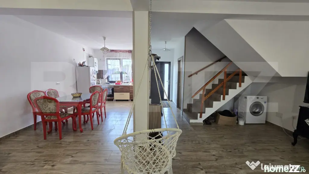 Casa 4 camere 110 mp .Teren 200 mp . Odoreu - Odoreu (Satu-Mare)