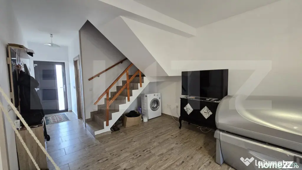 Casa 4 camere 110 mp .Teren 200 mp . Odoreu - Odoreu (Satu-Mare)