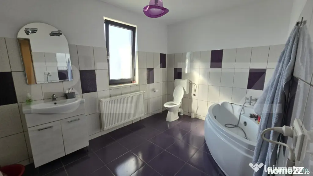 Casa 4 camere 110 mp .Teren 200 mp . Odoreu - Odoreu (Satu-Mare)