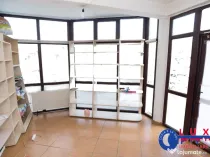 ID 8264 DE ÎNCHIRIAT - Spațiu comercial - Cartier Vest